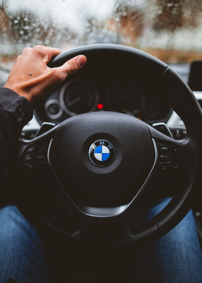 automobile copywriting example: BMW steering wheel